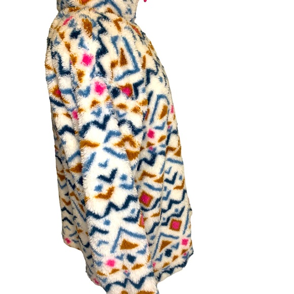 Eddie Bauer W’s XL plush, fleece 1/4 zip.Soft, like new condition.Aztec … - Picture 9 of 12
